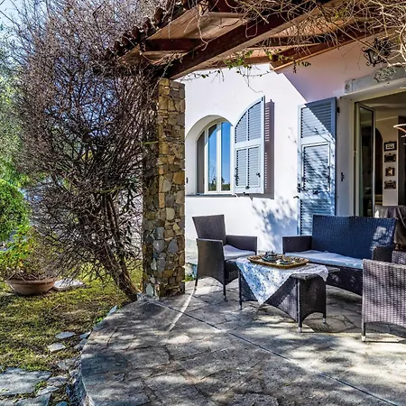 Вилла Degli Ulivi By Interhome *